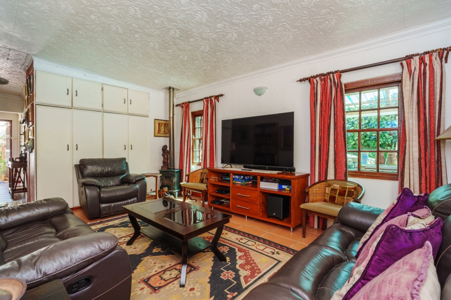 To Let 1 Bedroom Property for Rent in Beach Estate Western Cape